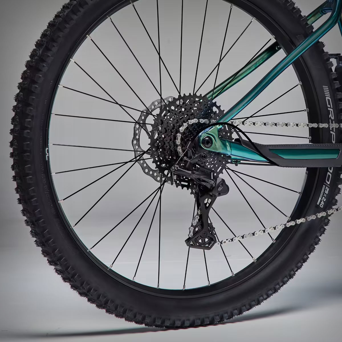 Bajada de precio para la Rockrider E-EXPL 700, la e-MTB rígida de Decathlon más potente