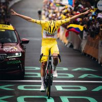 ¿Cuánto dinero ganan los ciclistas profesionales? ¿Qué cobran Pogacar o Roglic? En este vídeo, todas las respuestas