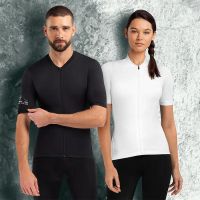 Siroko presenta la colección Core, ropa de ciclismo esencial para empezar a montar en bici sin gastar de más