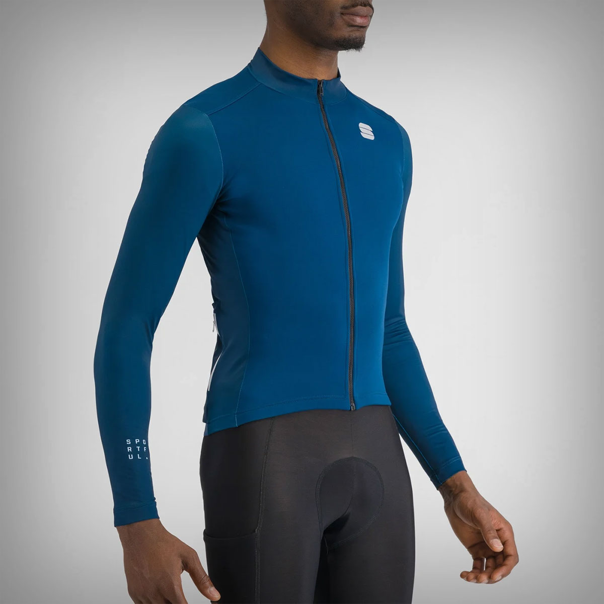 Sportful SRK Thermal Jersey, uno de los maillots de invierno más cómodos y avanzados de la marca