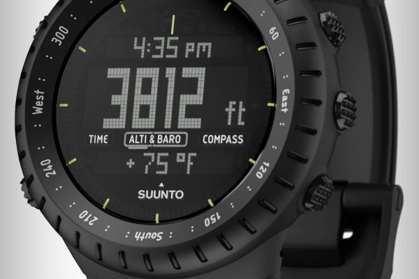 Suunto Core: el reloj táctico de resistencia militar que conquista a los aventureros que rechazan los smartwatches