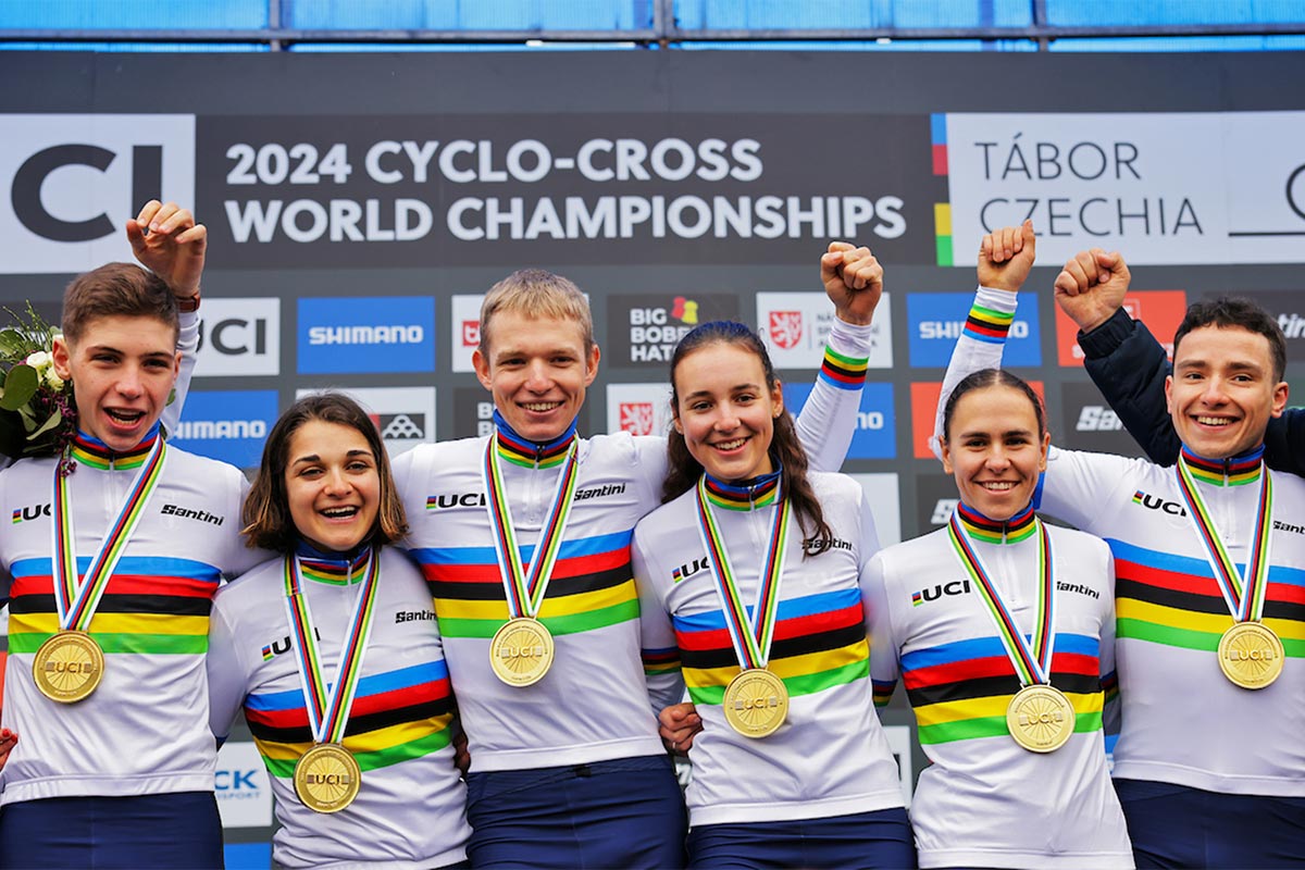Francia se proclama campeona del mundo en el Team Relay del Mundial de Ciclocross de Tábor
