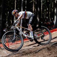 Tom Pidcock continuará vinculado a Pinarello tras su fichaje por el Q36.5 Pro Cycling Team