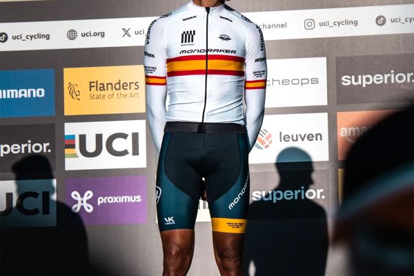 La experiencia de Tomi Misser en el Mundial de Gravel 2024: "Más de 30 años en la alta competición y nunca había pasado esto"