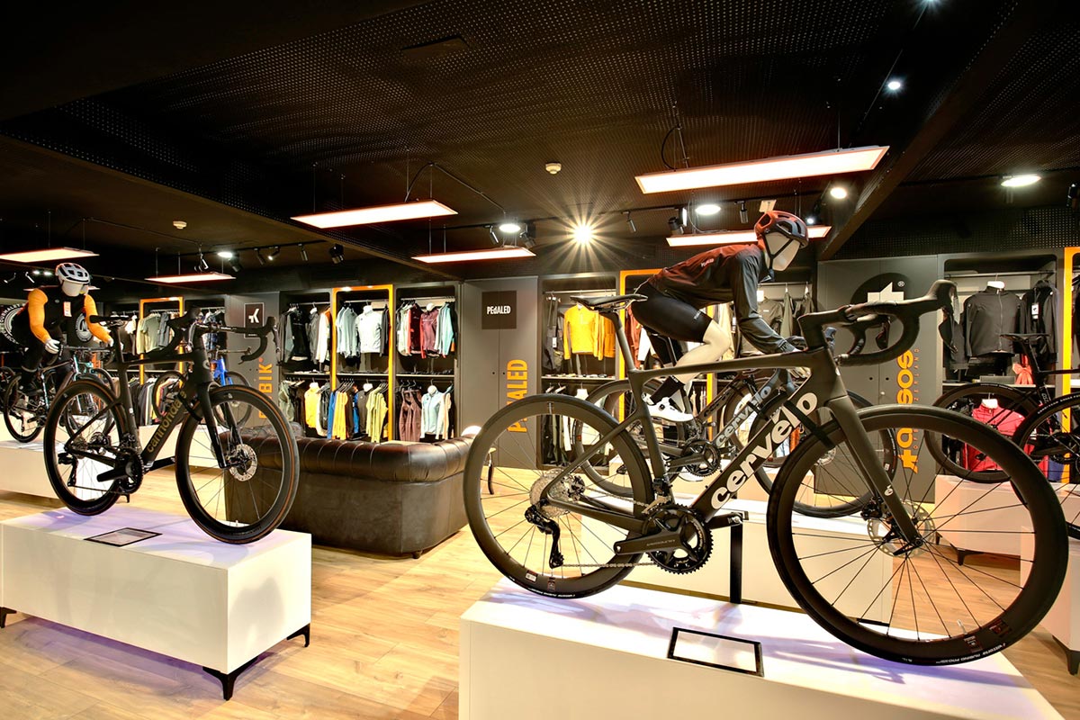 Tourmalet Bike Gallery, la nueva tienda especializada en ciclismo de carretera que abre sus puertas en Barcelona