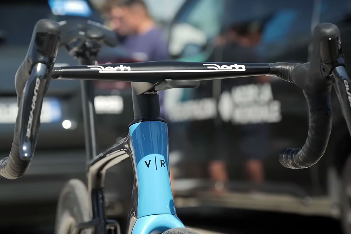 Todos los detalles de la Van Rysel RCR de Sam Bennett, integrante del equipo Decathlon AG2R La Mondiale