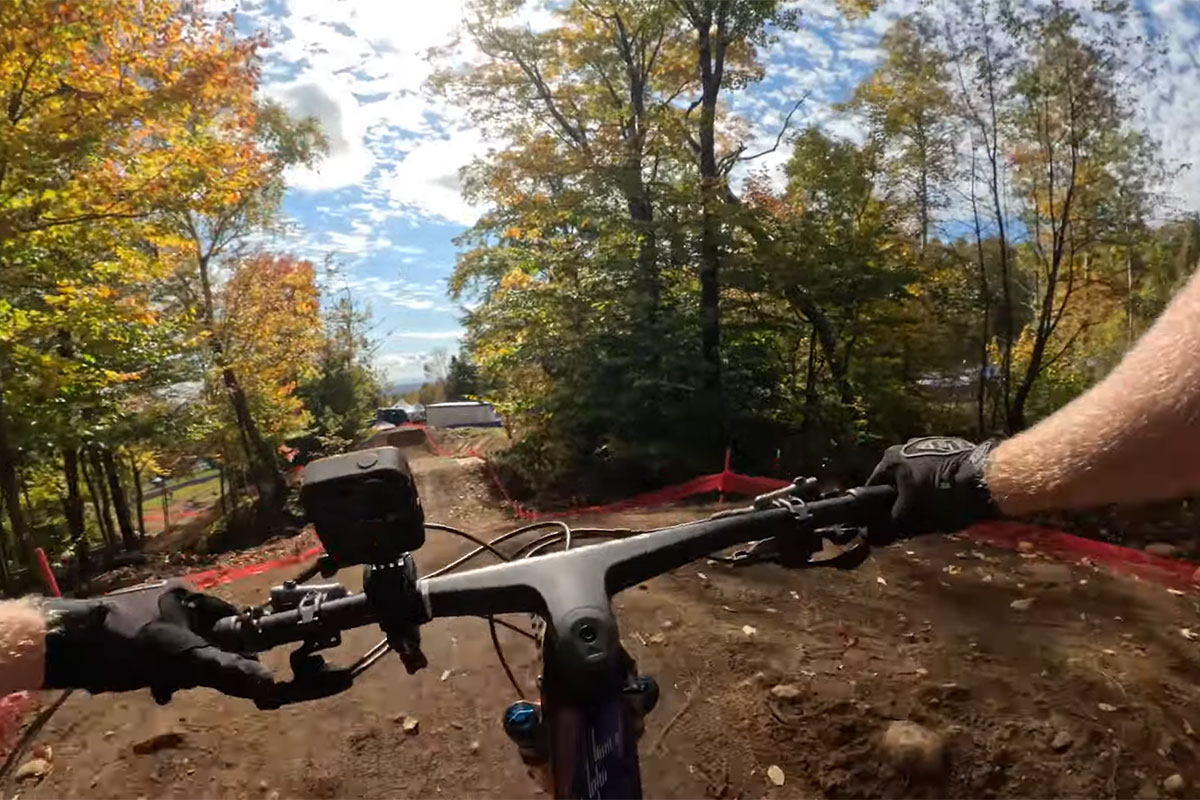 Una vuelta de reconocimiento completa al circuito de la Copa del Mundo de XCO de Mont-Sainte-Anne