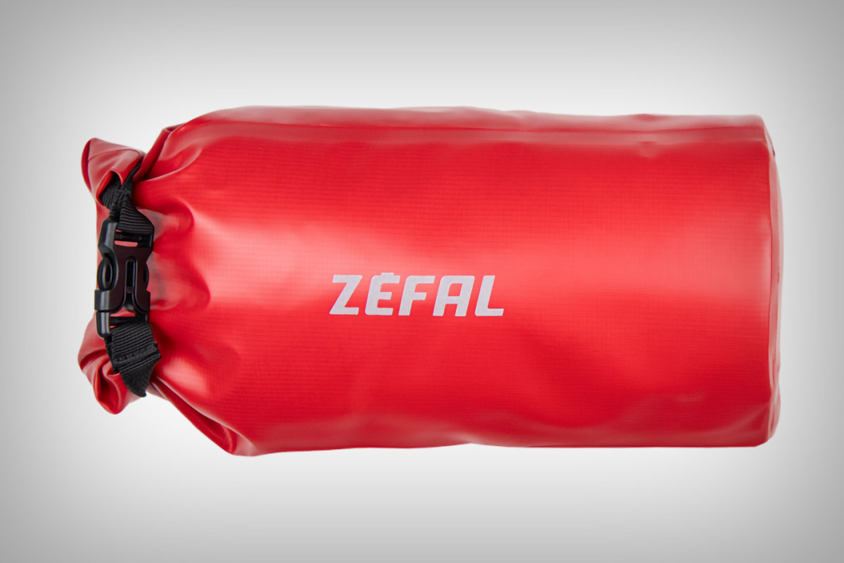 Zéfal Z Adventure F5, una bolsa impermeable de capacidad media para todo tipo de manillares