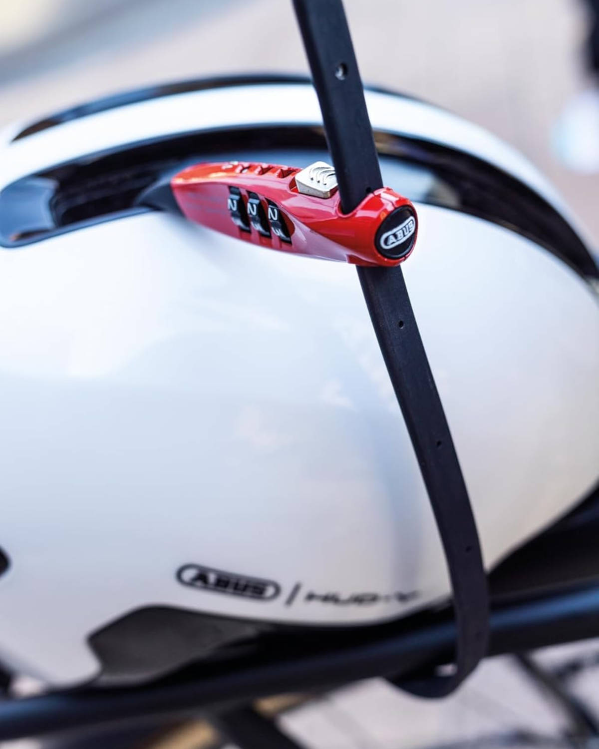 Candado Combiflex TravelGuard. Imagen: ABUS