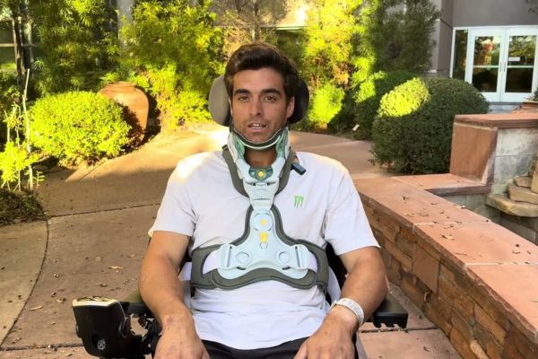 Adolf Silva comparte su primera actualización en vídeo tras el grave accidente en el Red Bull Rampage