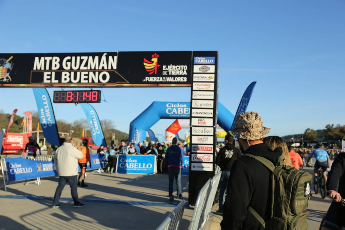 Parrilla de salida de la prueba. Imagen: MTB Guzmán El Bueno