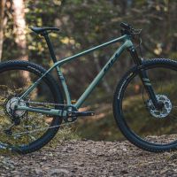 BH Ultimate 2026: la rígida de XC de la marca se renueva con tres opciones de color