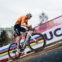 Todo a punto para el Campeonato del Mundo de Ciclocross 2025 en Liévin con figuras internacionales y altas expectativas