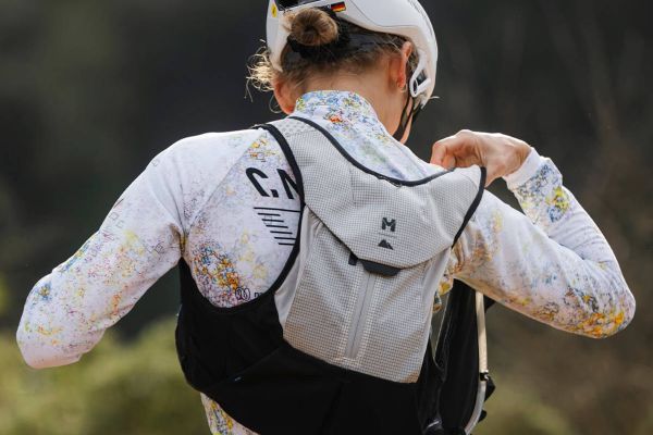 Canyon y Millet revolucionan la hidratación ciclista con el nuevo chaleco Sharp