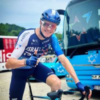 Chris Froome y el amargo epílogo de su carrera: caída y fractura en el UAE Tour 2025