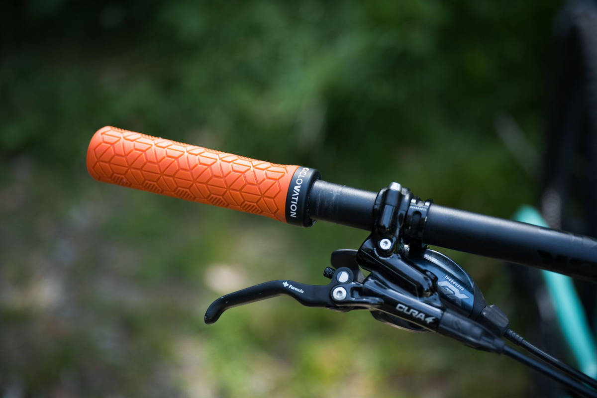 Ciclovation amplía su catálogo con nuevos puños MTB y portabidones de carbono orientados al alto rendimiento