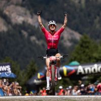 Copa del Mundo de XCO 2025: Samara Maxwell y Tom Pidcock conquistan Pal Arinsal