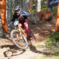 Daniel Castellanos brilla en La Molina con un segundo puesto en la clasificatoria élite del Europeo de Descenso