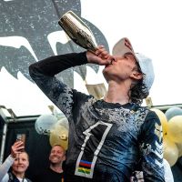 Fox Racing celebra el título mundial de Jackson Goldstone con una colección exclusiva