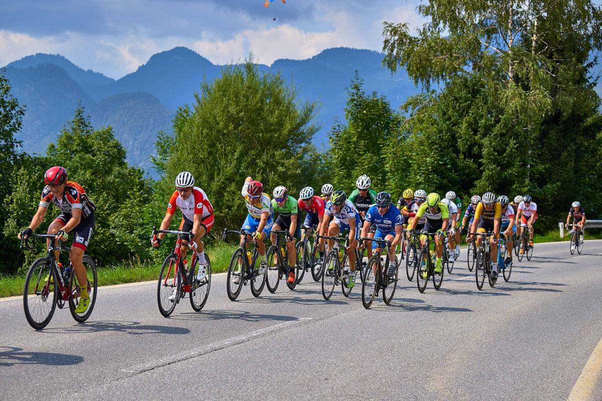 Pelotón de ciclistas. Imagen: TF3000 / Pixabay