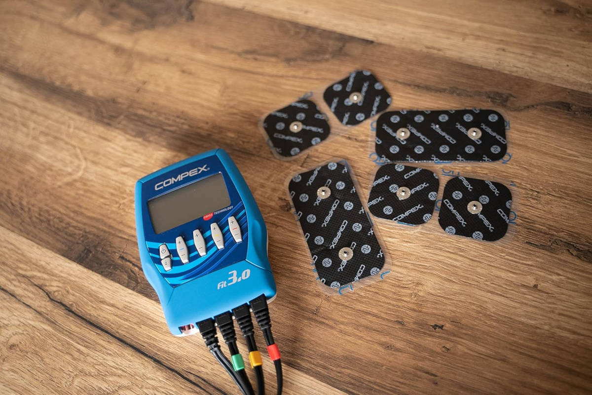Compex Fit 3.0: electroestimulación avanzada para aliviar el dolor y tonificar el cuerpo, a mitad de precio