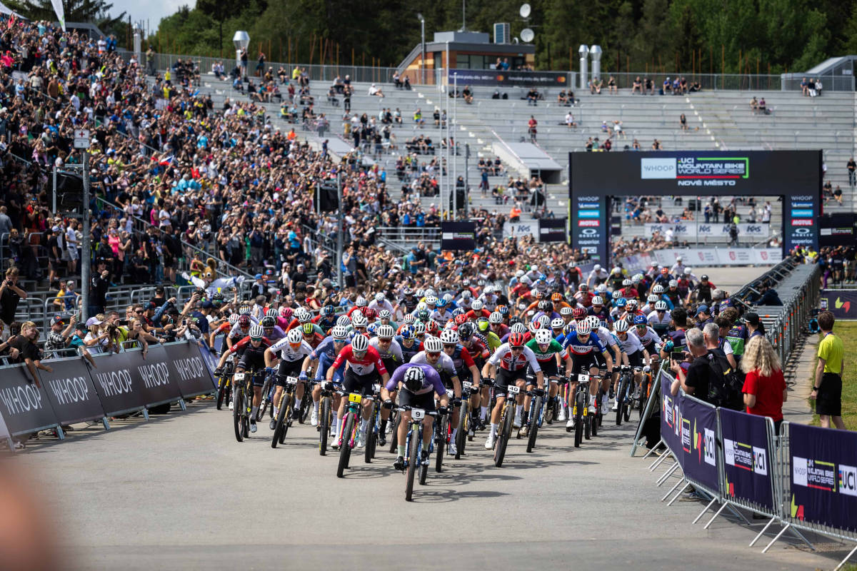 Copa del Mundo de XCO en Nové Mesto. Imagen: WHOOP UCI Mountain Bike World Series