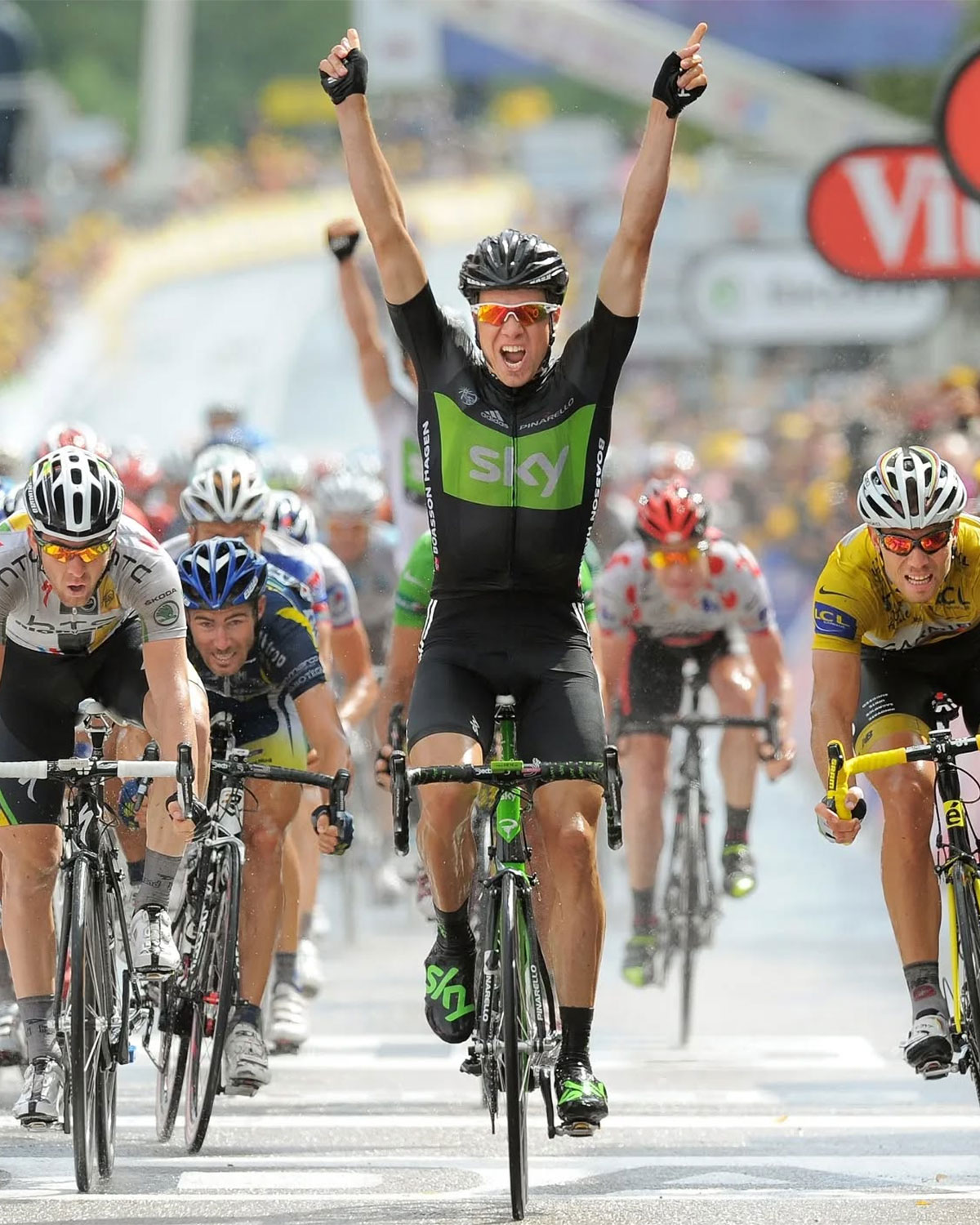 Cuatro leyendas (o casi) del ciclismo de carretera que han colgado la bicicleta en 2024