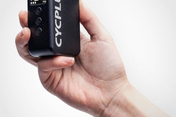 Cycplus Tiny Pump AS2 Pro MAX: el mini compresor digital que conquista a los ciclistas en Amazon