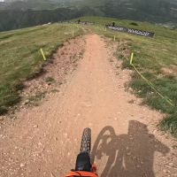 El descenso ganador de Gracey Hemstreet en la Copa del Mundo de Loudenvielle