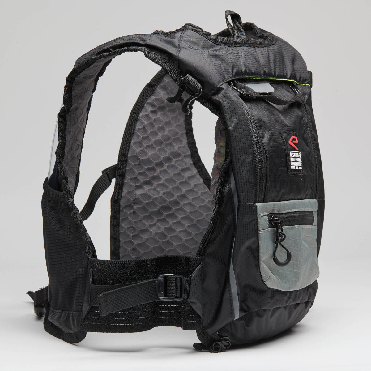 Perf Compact Hydration Vest. Imagen: Ekoï