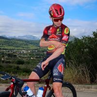 El futuro del belga Eli Iserbyt, en el aire tras nuevos problemas médicos