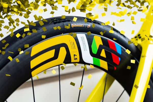 ENVE SES 4.5 Tour de Francia: una edición limitada que rinde homenaje a la leyenda de Tadej Pogačar