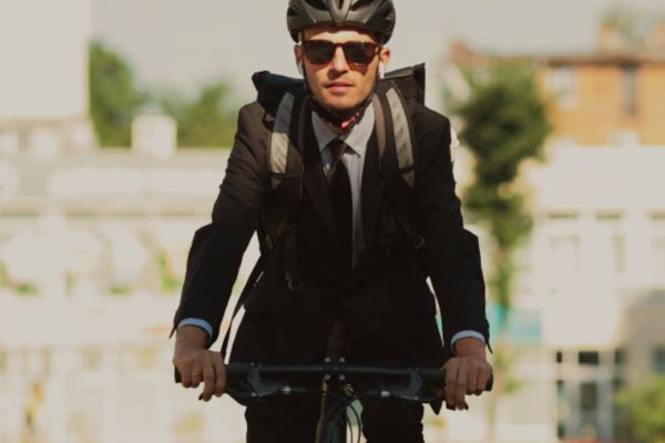 Las mejores ciudades de España para compaginar el trabajo con la bicicleta