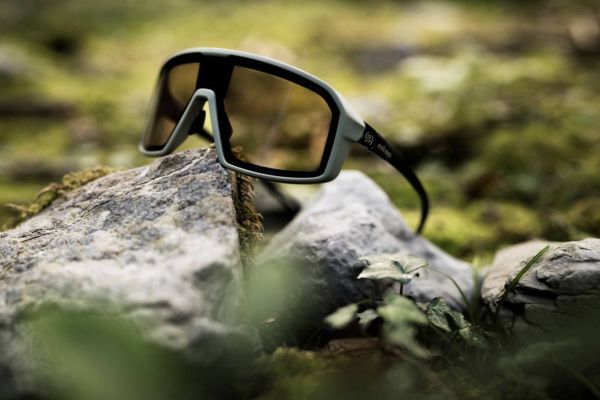 Evil Eye revoluciona el mercado de las gafas deportivas con las e-sense next con tecnología LSTeVARiO