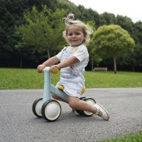 FabricBike Walker: la primera bici de equilibrio para niños desde los 10 meses