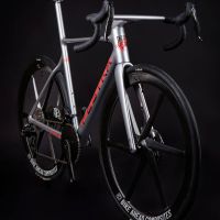 Festka se afianza en España con una propuesta ciclista de élite