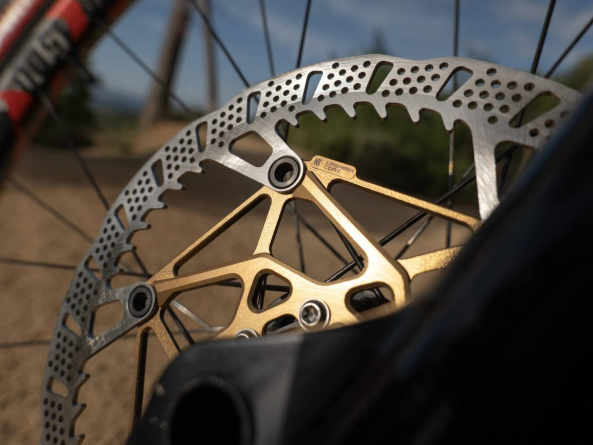 Disc Shark EVO con acabado Kashima. Imagen: Galfer Bike