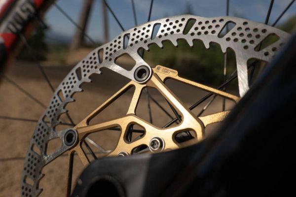 Galfer presenta el Disc Shark EVO: su mejor disco para MTB ahora con acabado Kashima