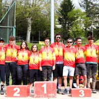 Marco Veiga y Cristina Menéndez dominan el Campeonato de España de Enduro 2025 en Sant Hilari Sacalm