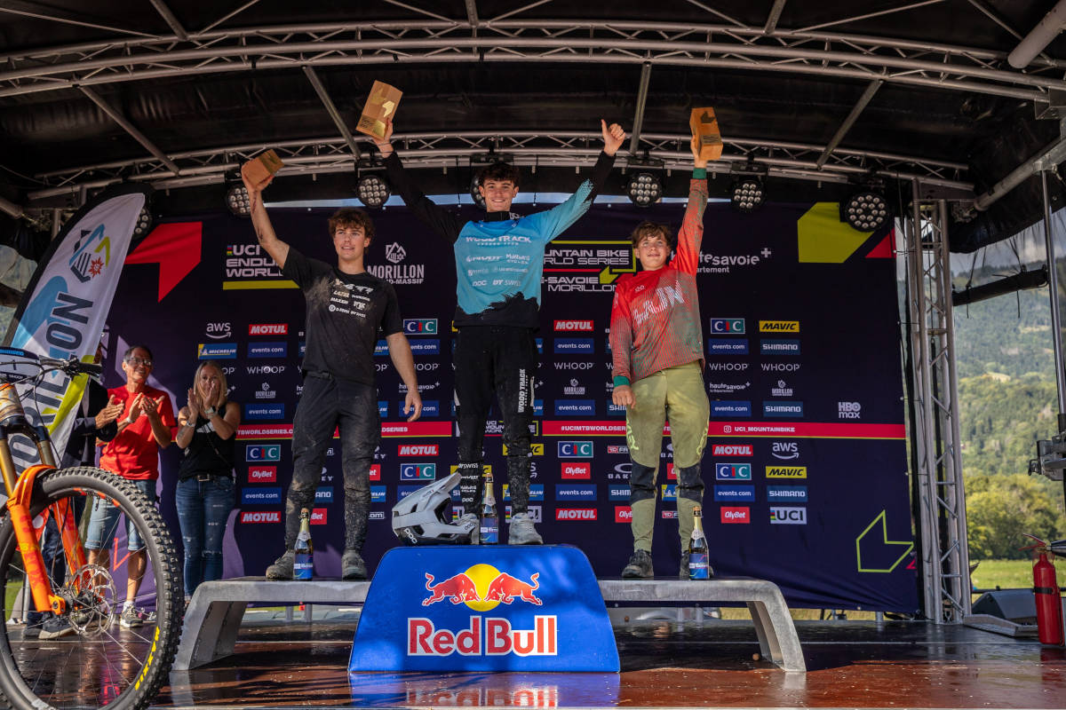 Podio general de categoría júnior masculina. Imagen: WHOOP UCI Mountain Bike World Series