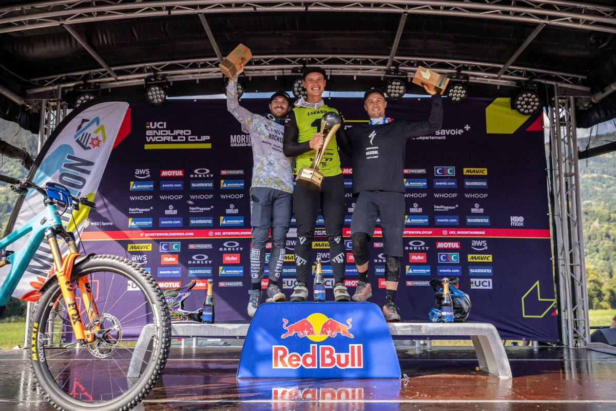 Podio general de categoría élite masculina. Imagen: WHOOP UCI Mountain Bike World Series