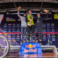 Ella Conolly y Slawomir Lukasik dominan la Copa del Mundo de Enduro UCI 2025