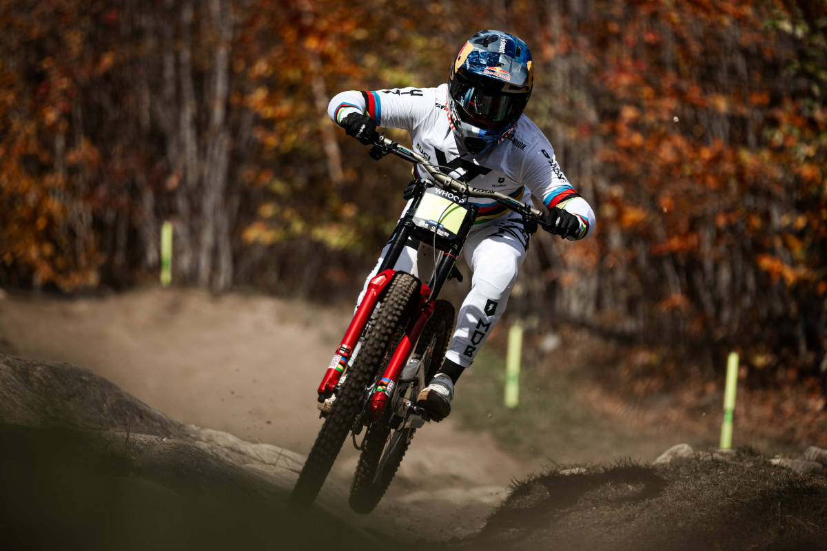 Valentina Höll, campeona de Descenso. Imagen: WHOOP UCI Mountain Bike World Series