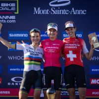 Jenny Rissveds y Charlie Aldridge dominan la final de la Copa del Mundo de XCO en Mont-Sainte-Anne