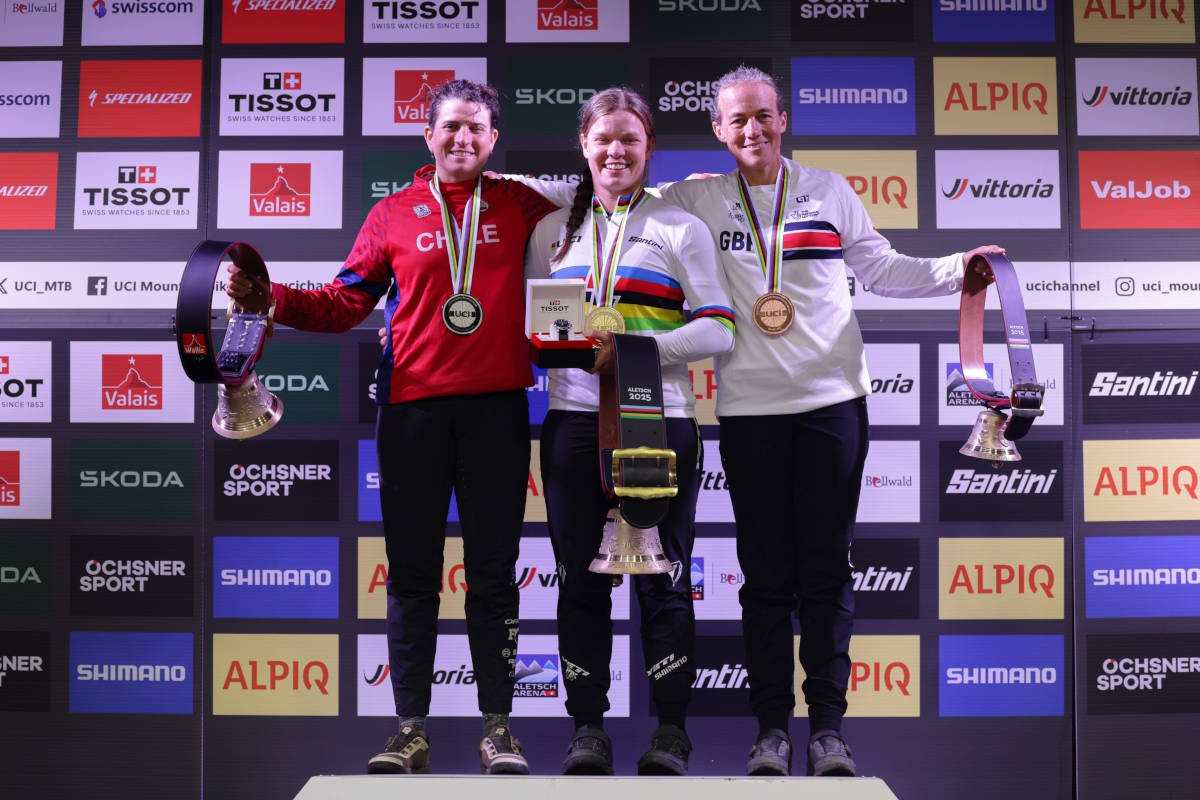 Podio Élite femenino de E-enduro. Imagen: UCI