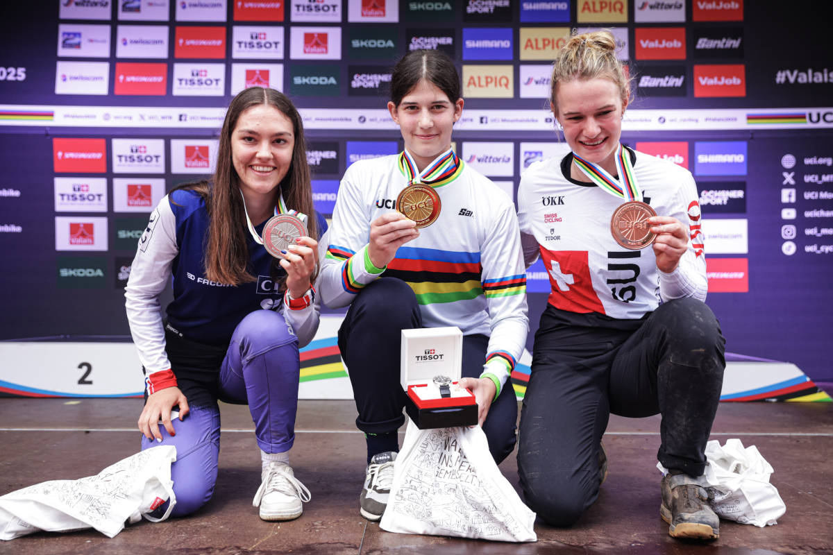 Podio Júnior femenino de Enduro. Imagen: UCI