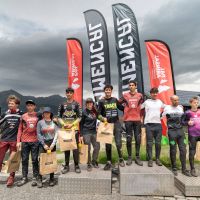Dani Tell y Manon Hooijschuur brillan en la Only Warriors by Commencal de Pal Arinsal