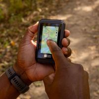 Garmin lanza el nuevo eTrex Touch: un GPS resistente y preciso para actividades al aire libre