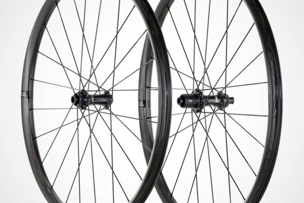 Industry Nine SOLiX XC Carbon: precisión y ligereza para el Cross Country más exigente