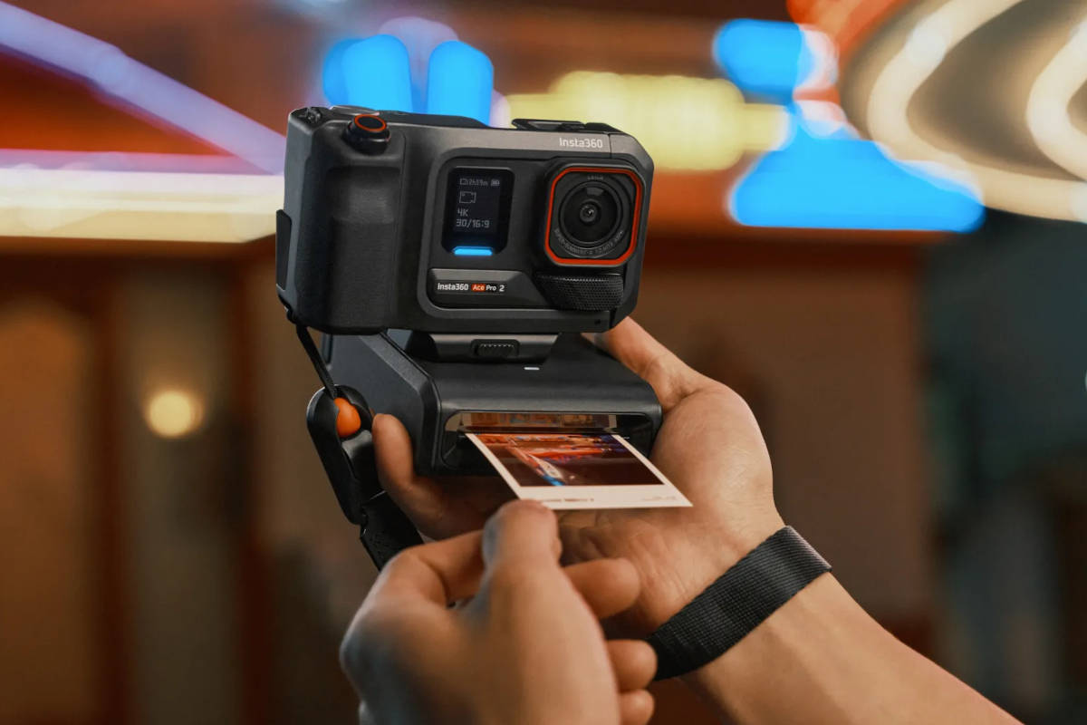 Cámara Ace Pro 2 con impresora portátil. Imagen: Insta360